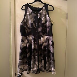 Mossimo Black & Grey Floral Dress. XXL.